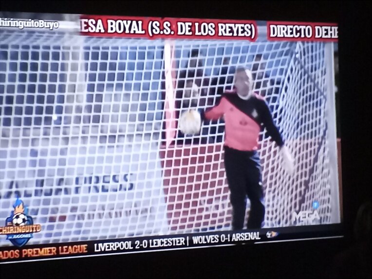 Paco Buyo vuelve a un campo de futbol