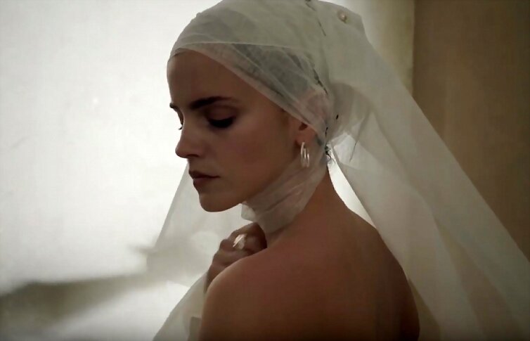 Emma en el Calendario Pirelli 2020