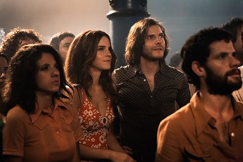 Emma en la película Colonia