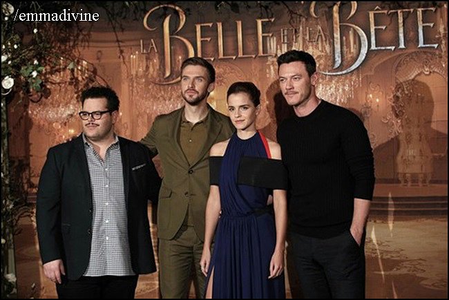 Emma Watson y elenco de La Bella y la Bestia