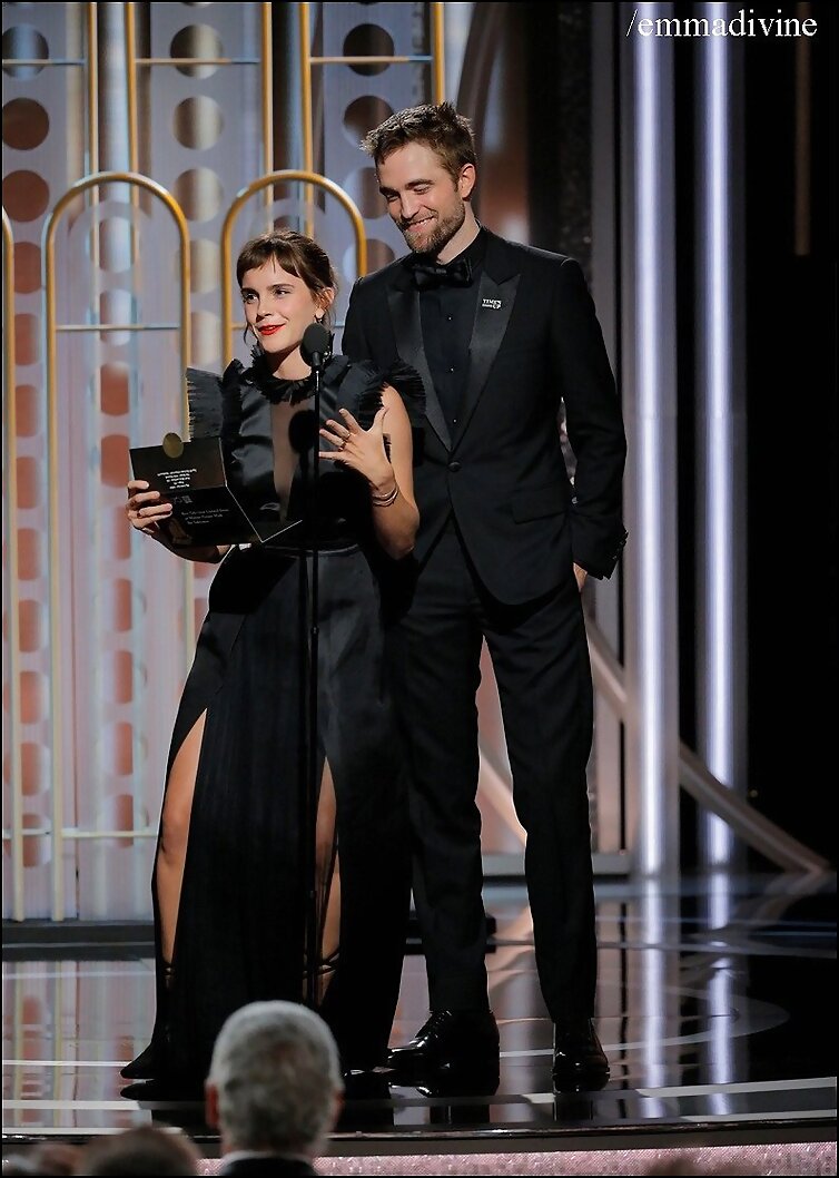 Emma y Robert Pattinson en los Globos de Oro