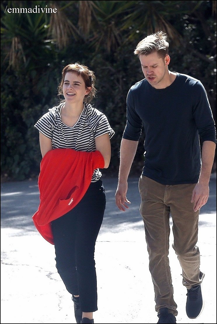 Emma Watson  y Chord Oversteet