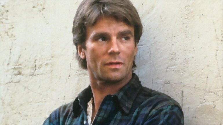 TAL DIA COMO HOY...  MACGYVER