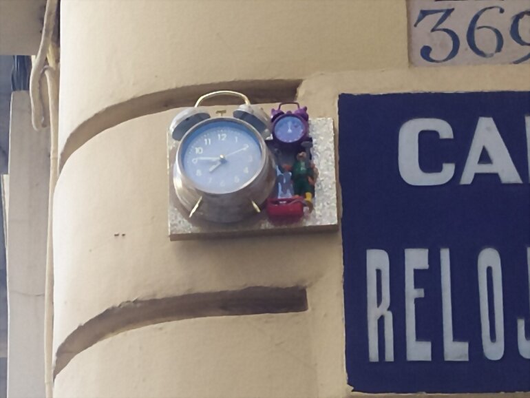 EL PRIMER RELOJ PUBLICO ESTUVO EN VALENCIA