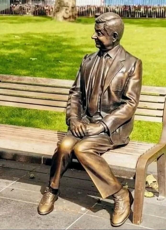 TAL DIA COMO HOY...   MR. BEAN