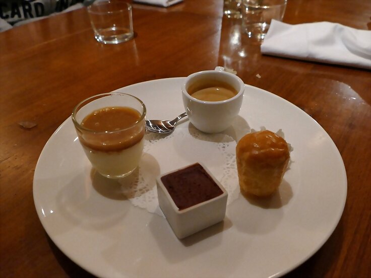 Cafe Gourmand
