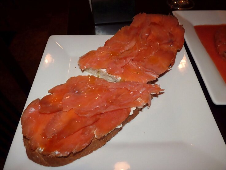 Tosta salmon